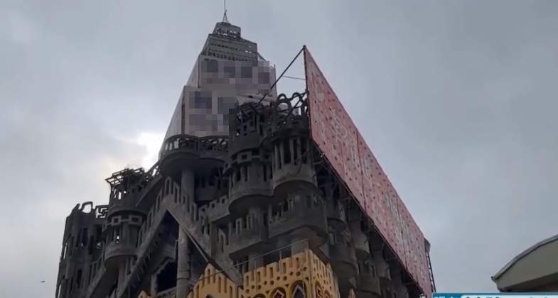 逾30年還沒蓋完 「龍潭怪怪屋」無照要拆？ 桃市府說話了