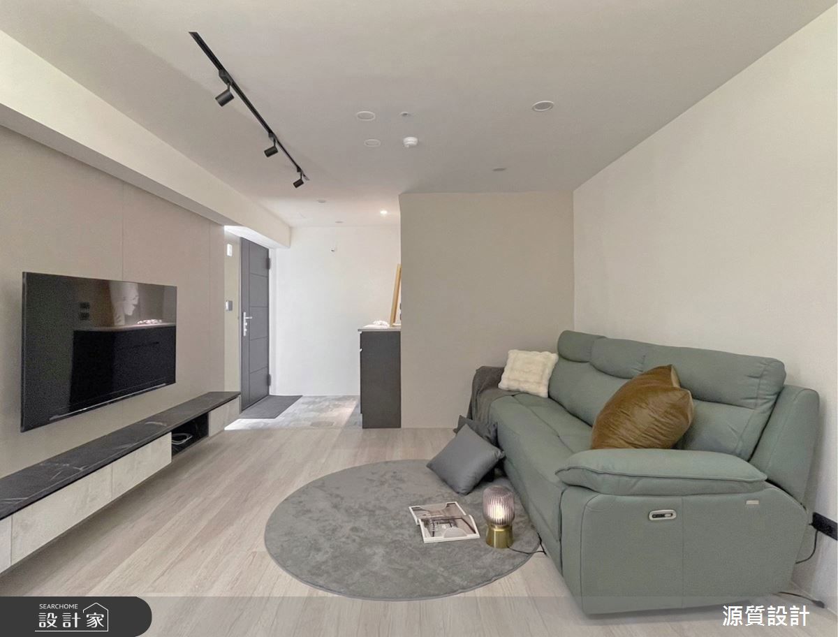 老屋辦公室蛻變為現代風美學寓所！簡約的設計語彙，重塑敞亮視覺，迎接...