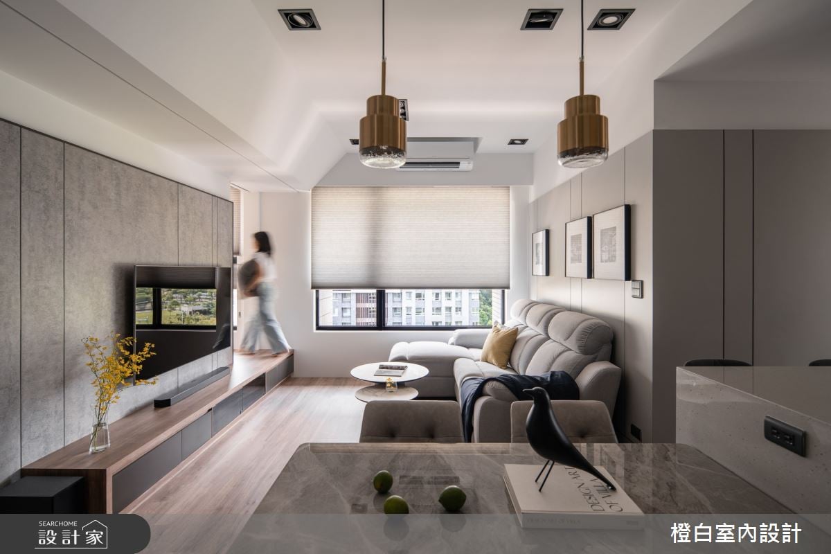 自然元素混搭人文氣質小宅！木質與灰階的浪漫調和，開放中島美廚延展空...