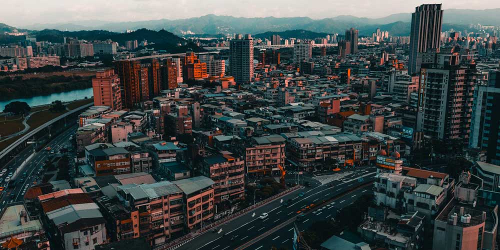 對疫情「免疫」 台灣房市看回不回