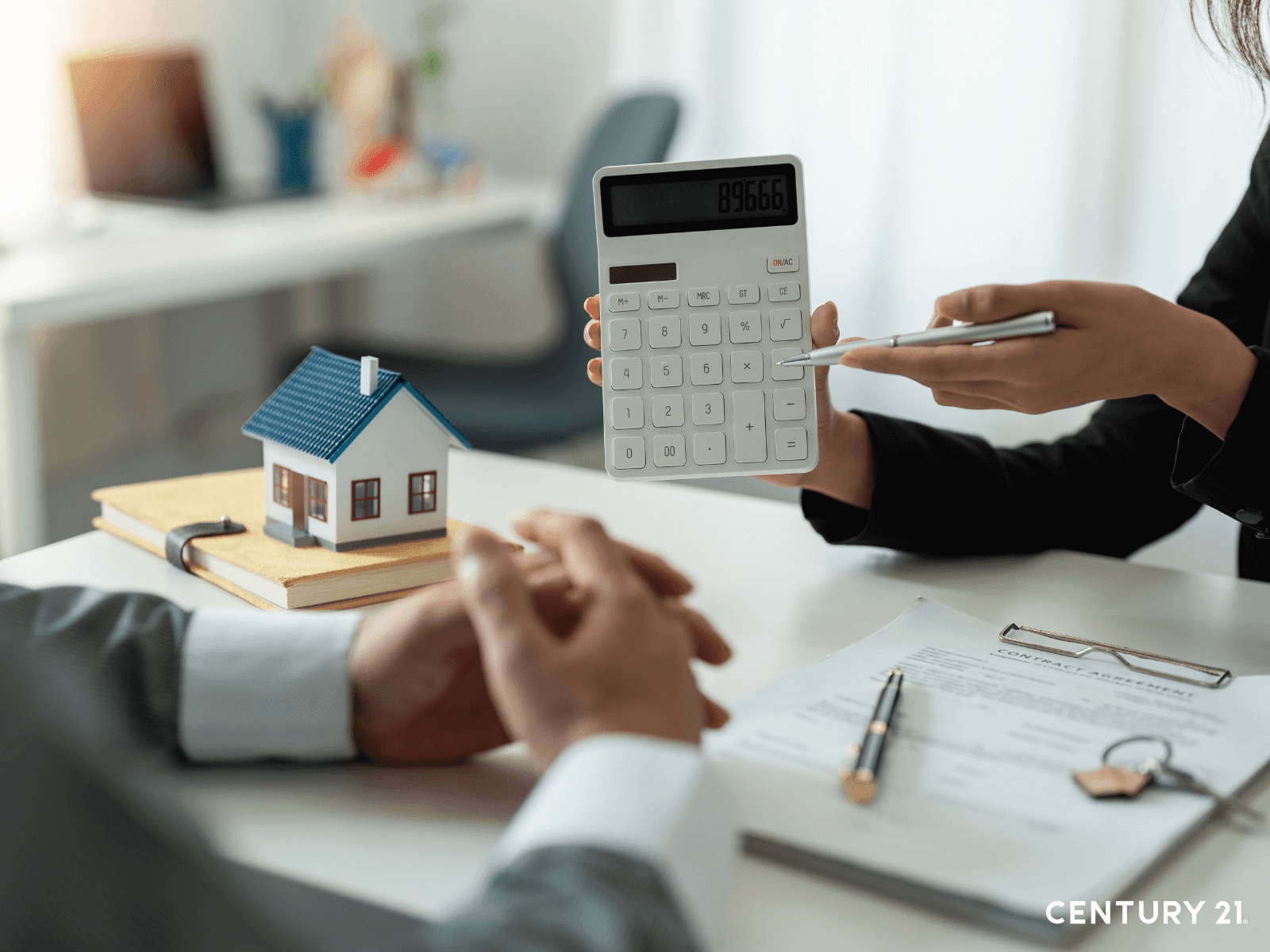 鬼月並非購屋的絕對禁忌，而是取決於購屋者的心態與準備。（圖片來源_21世紀不動產）