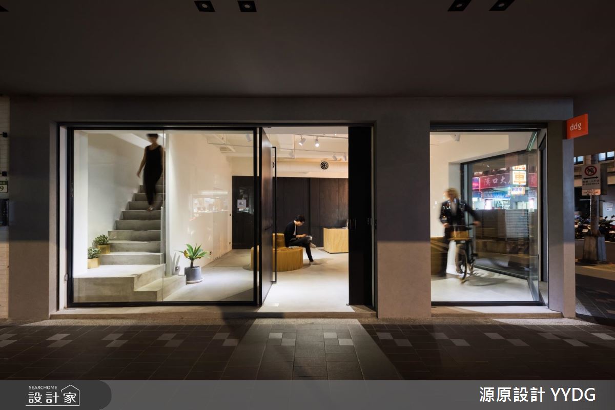  上班派對新風潮！由員工決定 Loft 風格的歐美系辦公室 