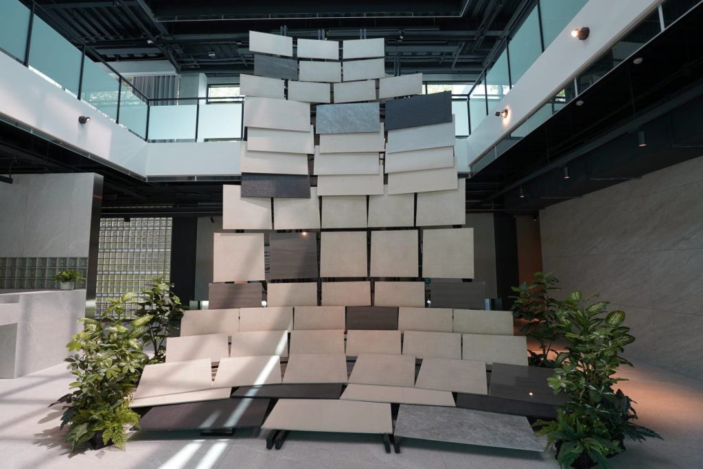 減碳降溫又抗噪！冠軍建材打造「近零展望建材館」獨家低碳工法亮相