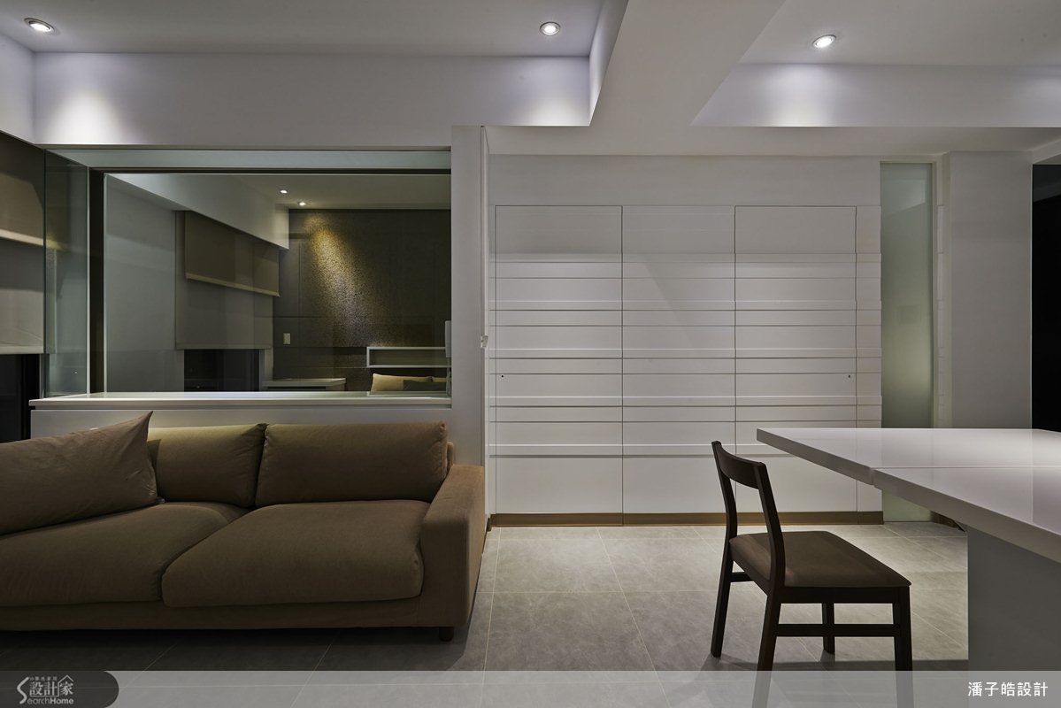 節制用色，成就16坪大器時尚宅