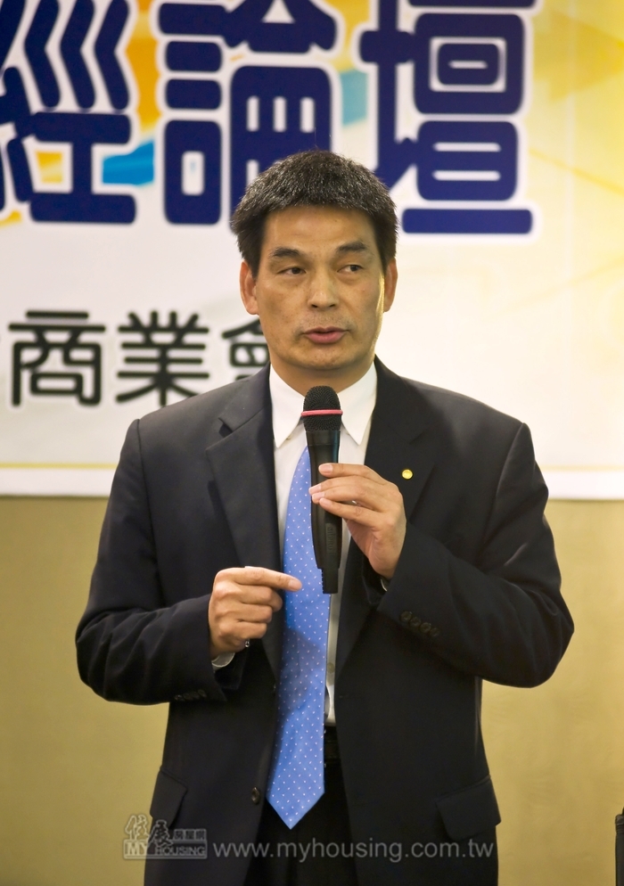 顏炳立：今年房市 認虧保命年