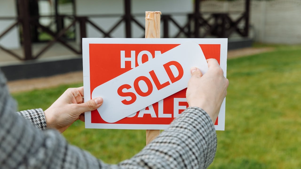 斡旋3天沒下文！驚見網上「賀成交」內行人：當學教訓