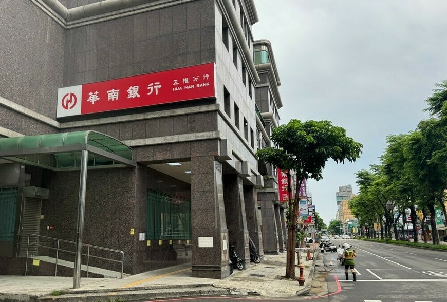 【全民借貸潮爆發】4月信貸衝破924億創新高！30世代成「負債主力軍」