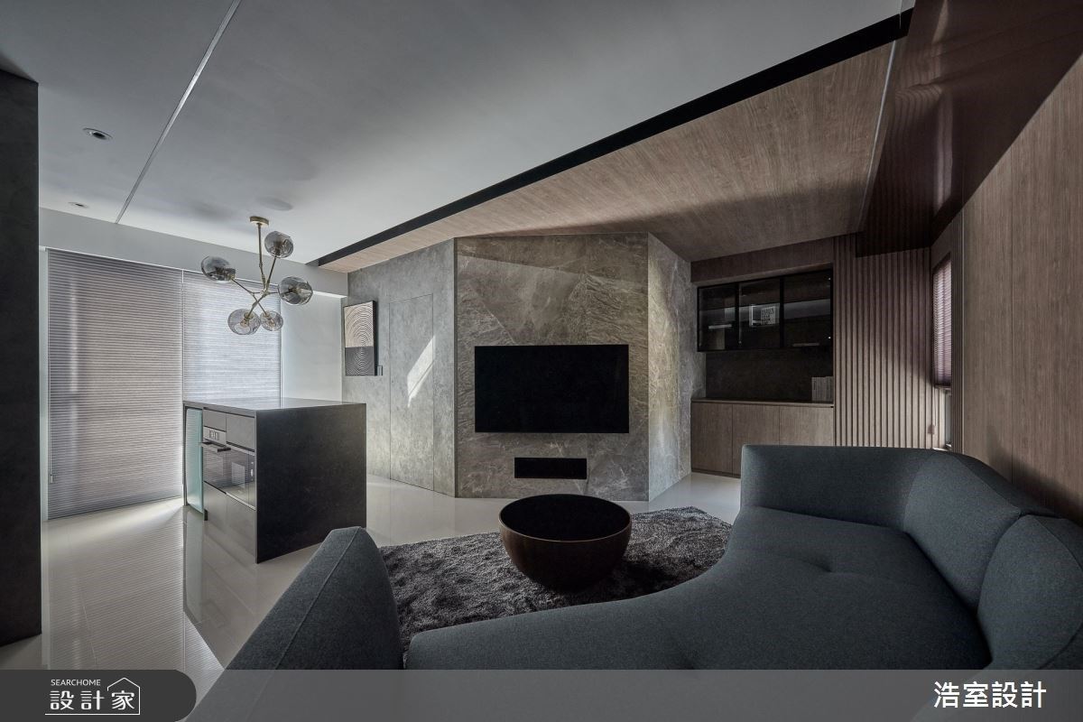 18坪的最大化！開放式客廳、中島走入應有盡有的現代風機能宅