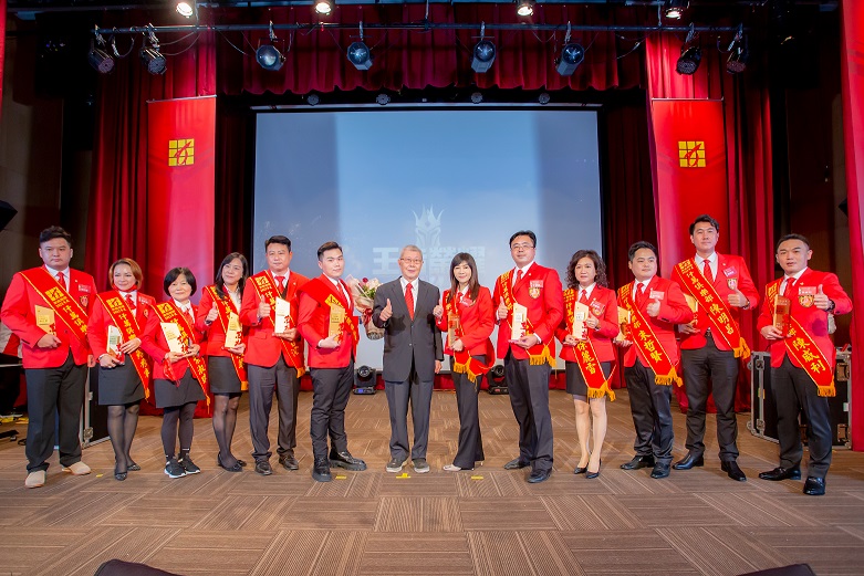 賺到流湯！房仲業去年狠撈7百億 千萬業績經紀人數創新高