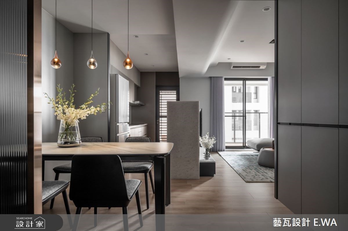 就是要給家人最好的！50 坪規劃玻璃書房與飯店級雙床，詮釋混搭宅滿滿親...