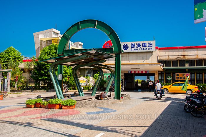 礁溪國小停車場 城鎮之心步道更便民