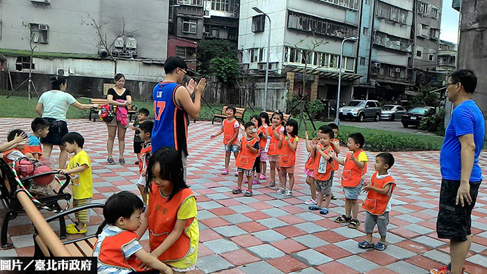 海砂屋變公園　萬華舊印刷廠拆除