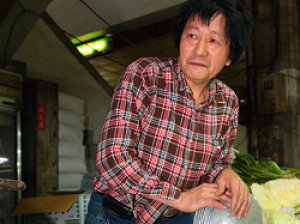 高金伯 菜販變身東區億萬地主