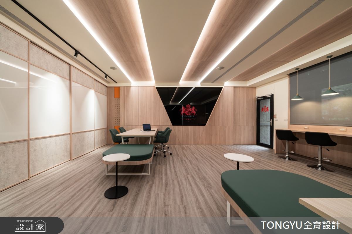 成大EMBA學術殿堂！溫煦木質伴隨藍天綠意意象，激盪學術靈感