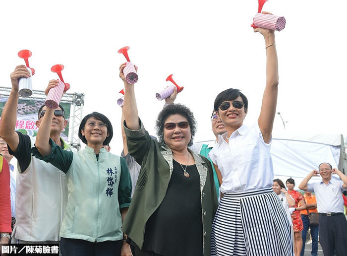 公共建設不題名　陳菊：歸功於民