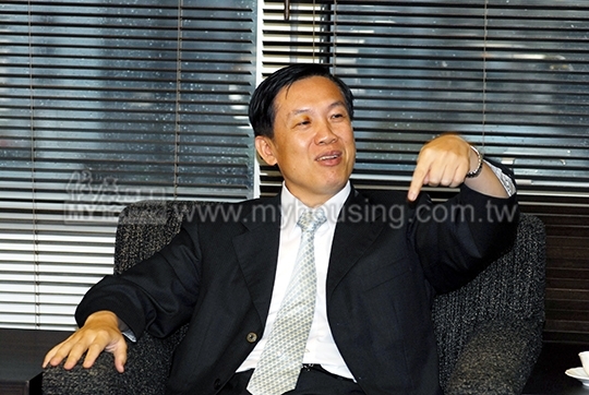 不動產業薪資大跌　代銷房仲叫屈