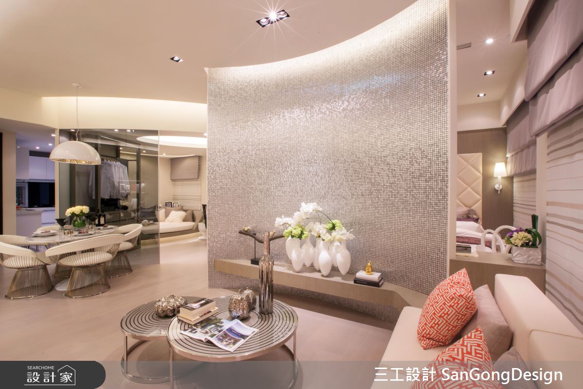 在這跳脫框架的開放式混搭宅，舞上一段優雅華爾滋！