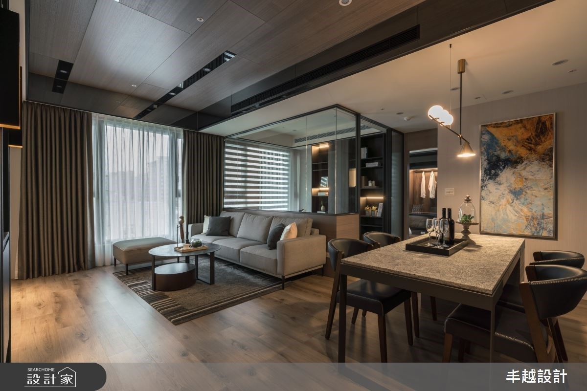 透明書房讓客廳變大了？41 坪現代風雅居，以沉穩低彩度一展內斂情感