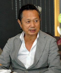 神祕富豪楊健一　拉萬通地產上山