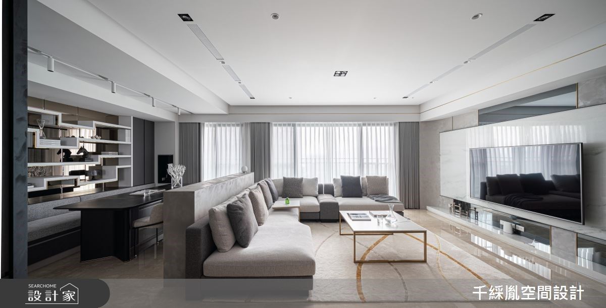 大人小孩都愛上的現代風美宅！卡座餐廳、懸吊酒櫃滿足親子生活的多元面向