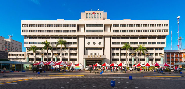 防疫走出戶外  市府中路樂活宅當道