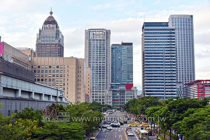 比投資客還猛 企業貸款大買不動產