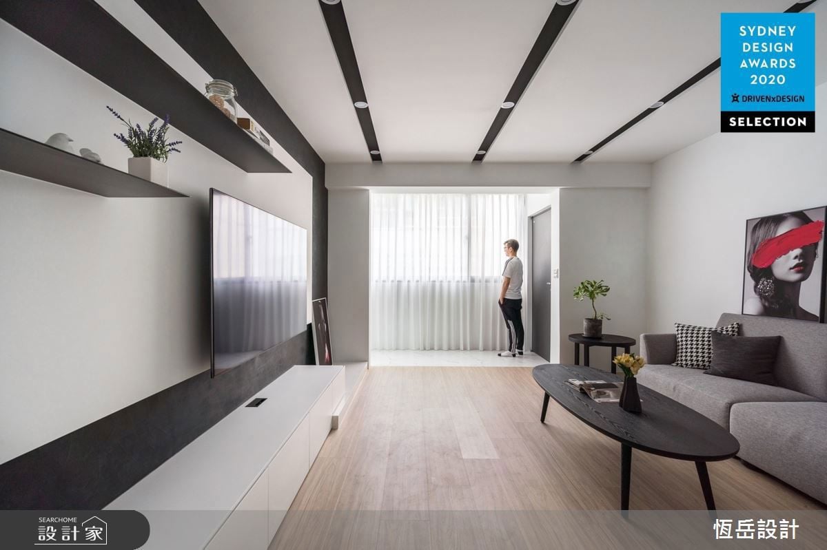 36坪老屋翻新重整四房為三房!黑白簡約放大餐廚與主臥,打造俐落舒適的...