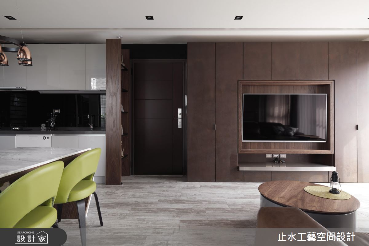 帶點奢華感與工業人文味！2個人的現代風居家