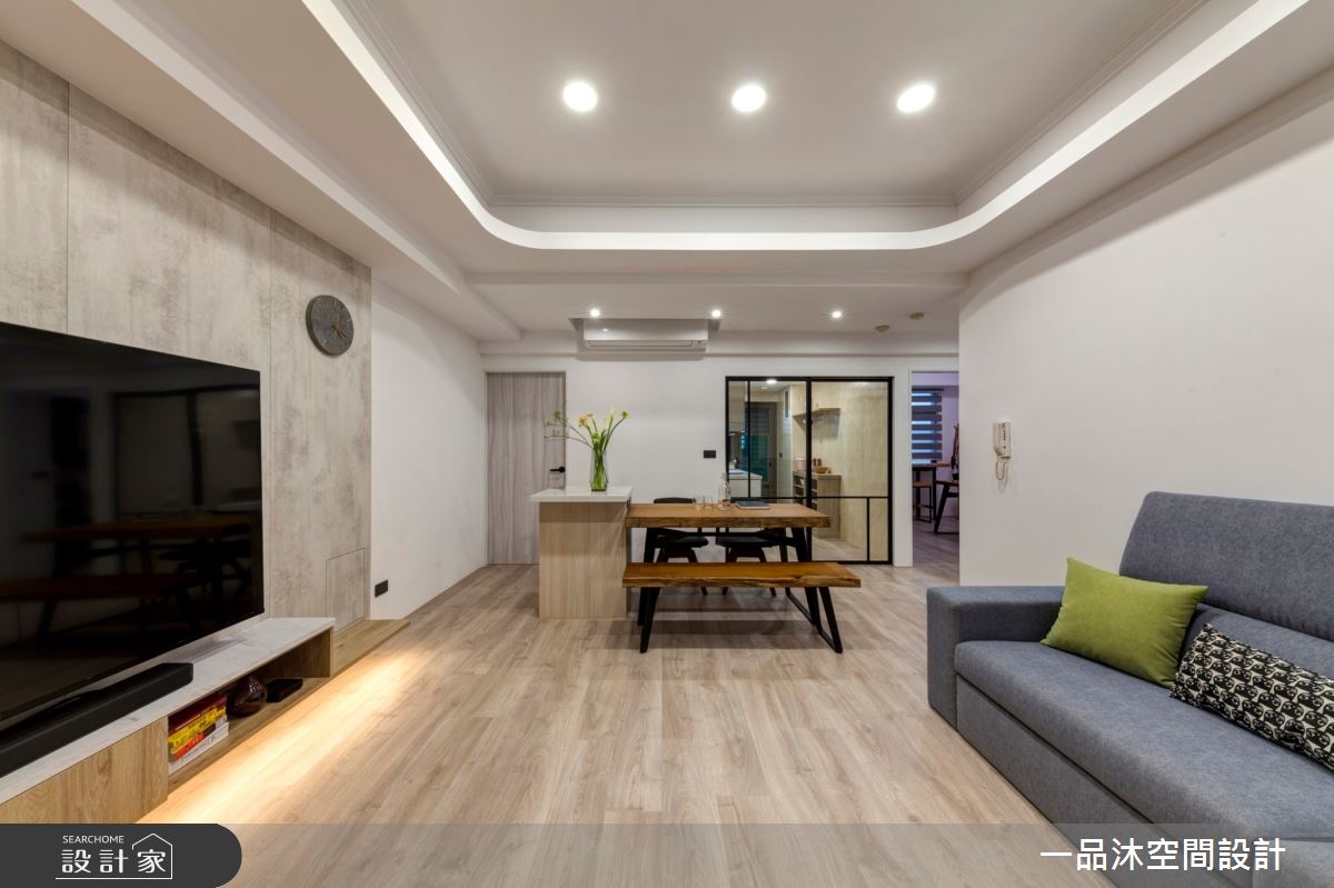 中古屋翻新工程師療癒宅！木紋、弧形與湛藍激盪，混搭家的溫潤與個性化內在