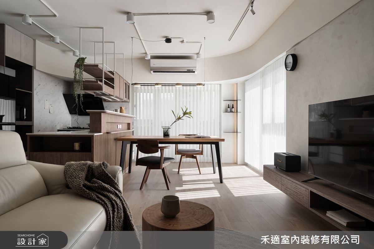 年近半百老屋大改造！23 坪住宅增建衛浴與儲藏室，訂製機能廚房成為生活...