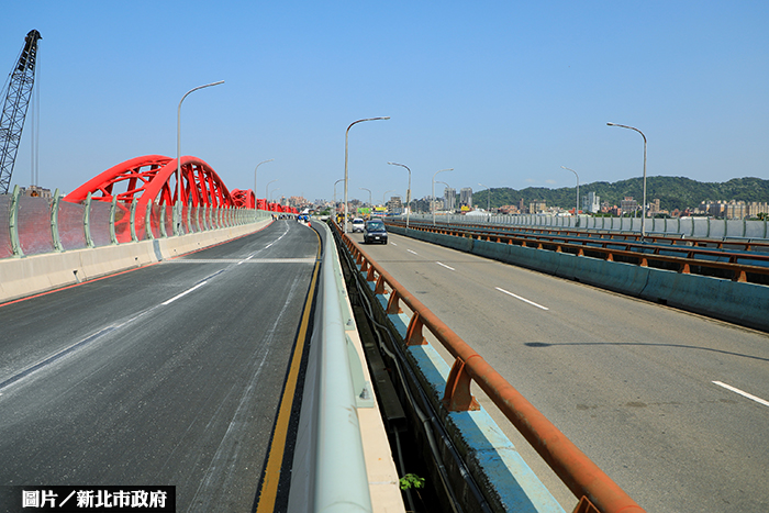 三鶯大橋二期工程 開工拆橋