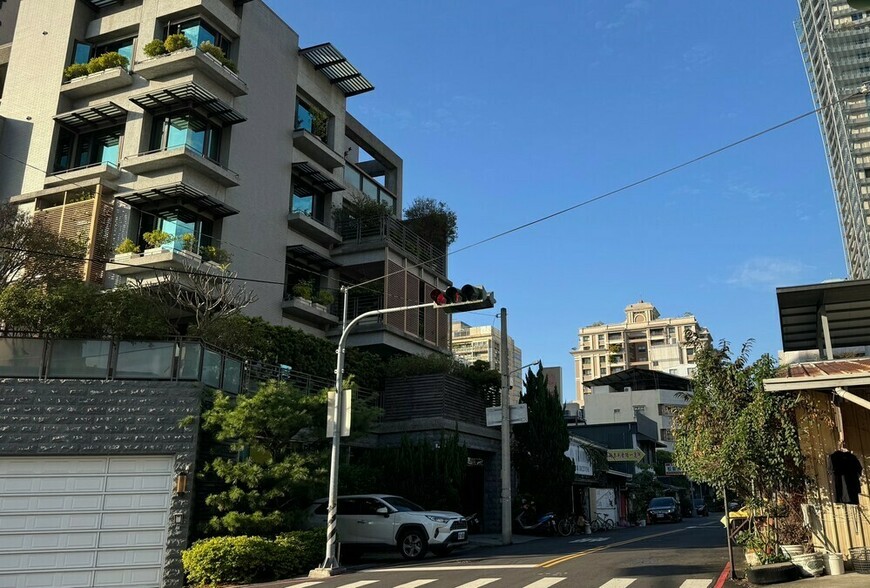 年初賣房、年底買回來：他為什麼一點都不怕房價跌？ | M傳媒