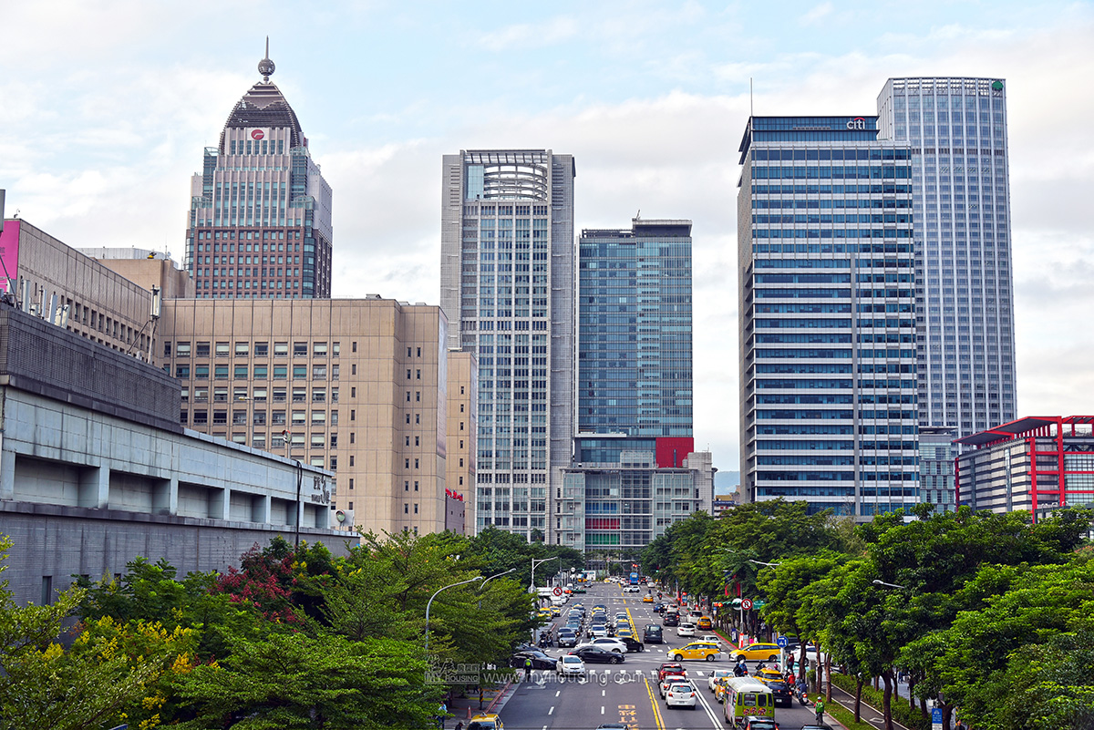 預估今年房市量縮 建商大老坦言：大選前房市都不會好