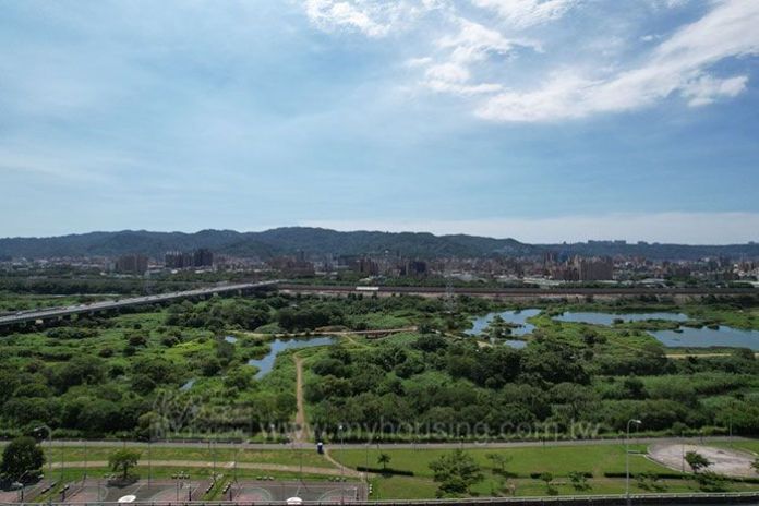 與客戶相遇在水岸頂級廠辦 風水名家文牙大師的闡述