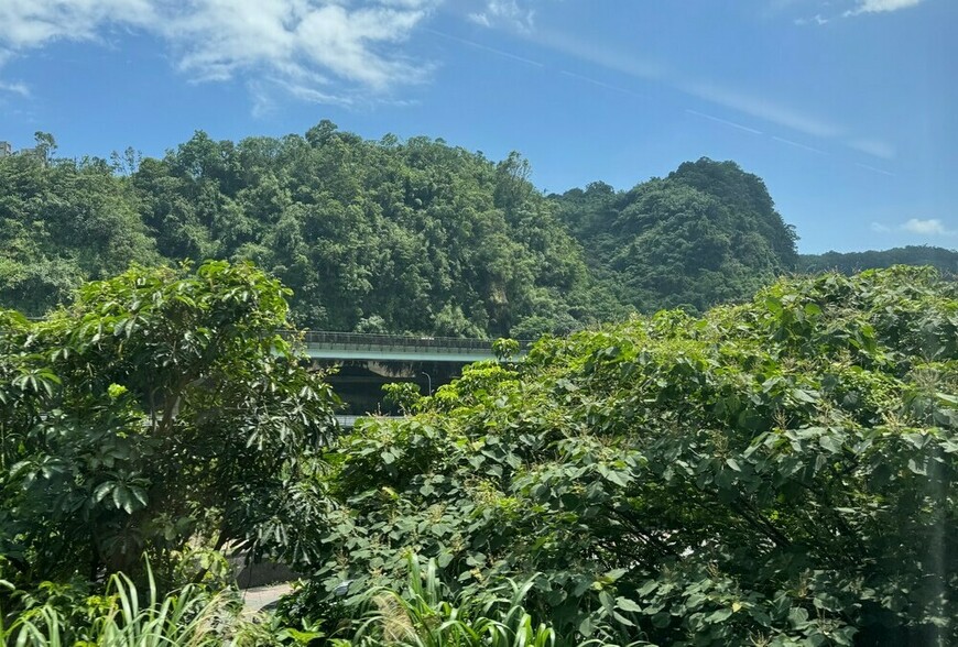 國產署出動無人機！航拍2.8萬公頃國有地，抓占用、管太陽能、盯漁電共生