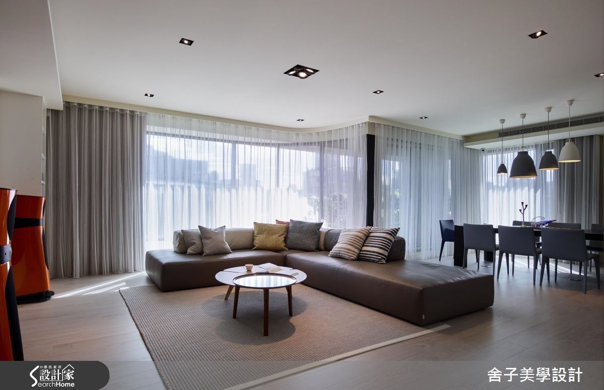 寬敞優雅日光宅，緊密連結一家人的避風港