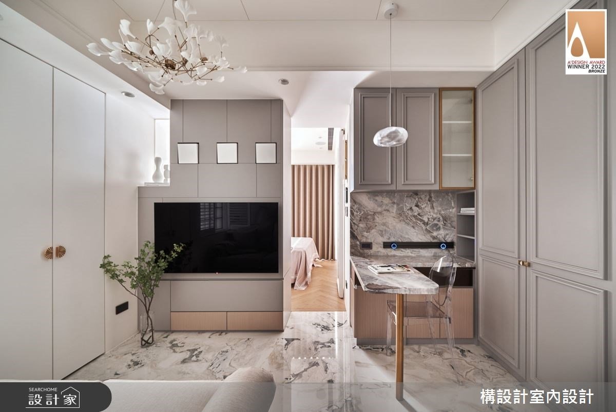 泡澡浴缸、梳妝檯、衣鞋收納！ 9 坪時髦法式新古典寓所，實現所有浪漫少...