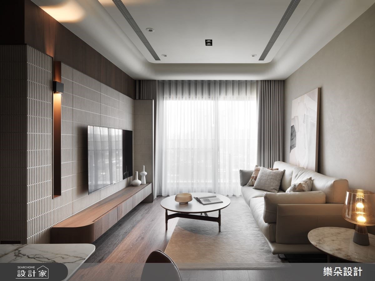 兩房兩廳完美構圖！17.5 坪小宅用特殊漆與圓弧造型，刻畫都會區裡精緻溫...