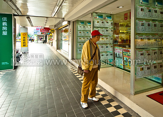 買房毀一生？　財經顧問：跌35％再買