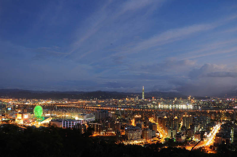 「內湖站」內湖房市之光 豪宅破百、一般事務所每坪90萬