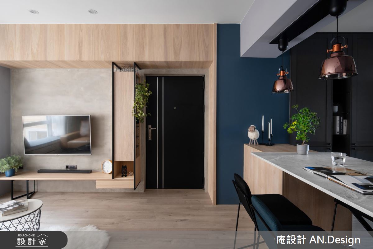 混搭木紋與鐵件表情  中古屋翻轉最好感的簡單生活