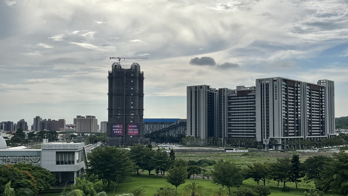 台中高鐵收假爆人龍 專家曝不意外…從二手屋開價看到端睨