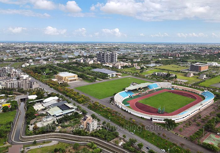 車程僅差5分鐘 房價貴一倍！