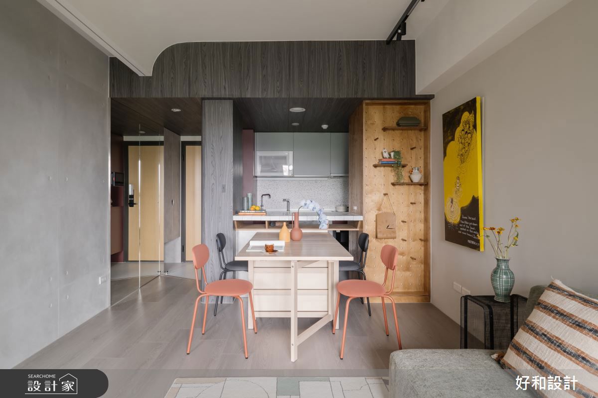 開箱室內設計師一家四口的溫馨宅！汐止17坪預售屋，靠活動家具打造自在...