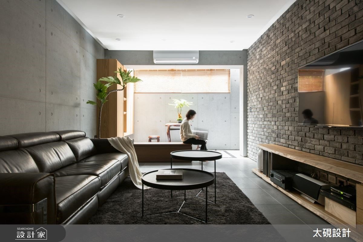 日光與綠意灌溉40年老宅！注入簡約風，延續三代同堂的美好願景