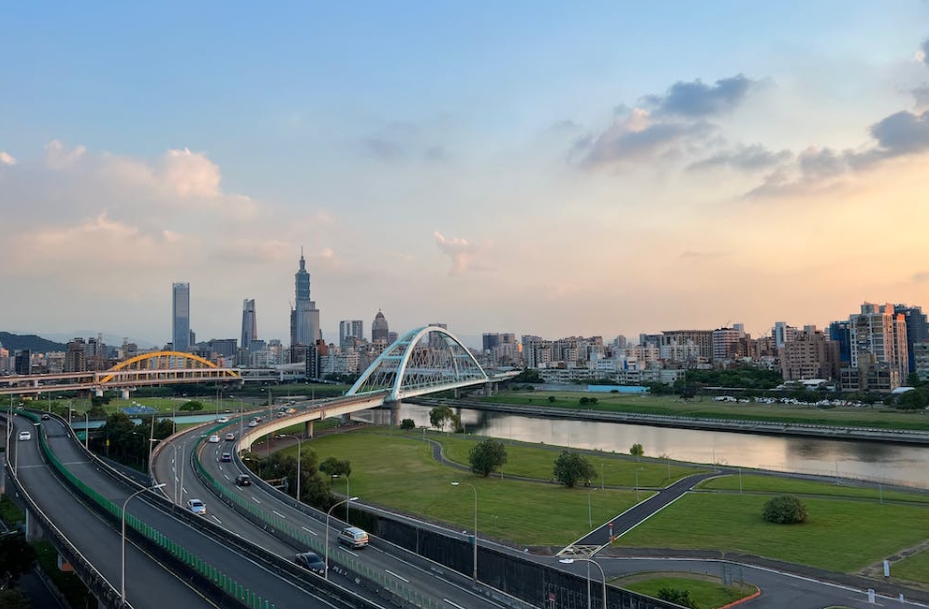 政策衝擊淡化 自住剛需撐盤 3月房市交易量增3成