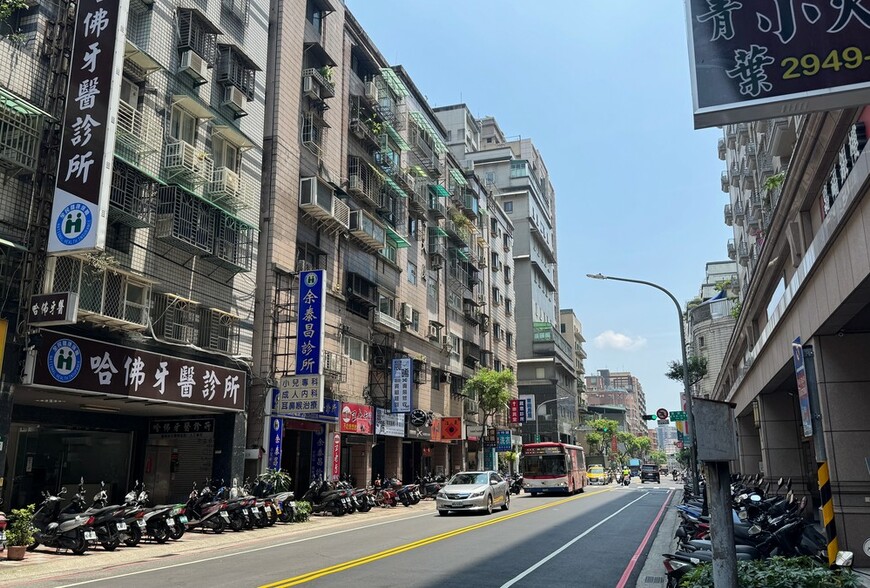 房仲不開心 薪資大縮水！9月平均獎金僅7609元、年減逾三成 | M傳媒