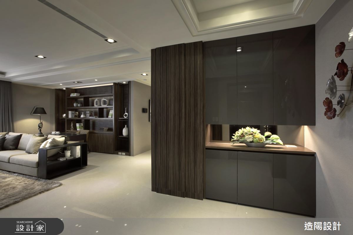 充滿書香氣息的家，把現代風居宅變成一幅東方風情畫