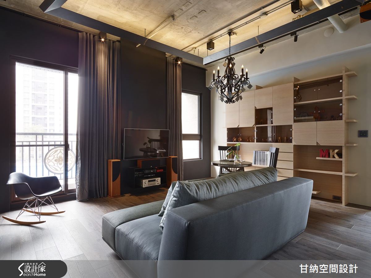 像貓一樣生活 在寂靜藍調與慵懶陽光裡盡情翻滾  