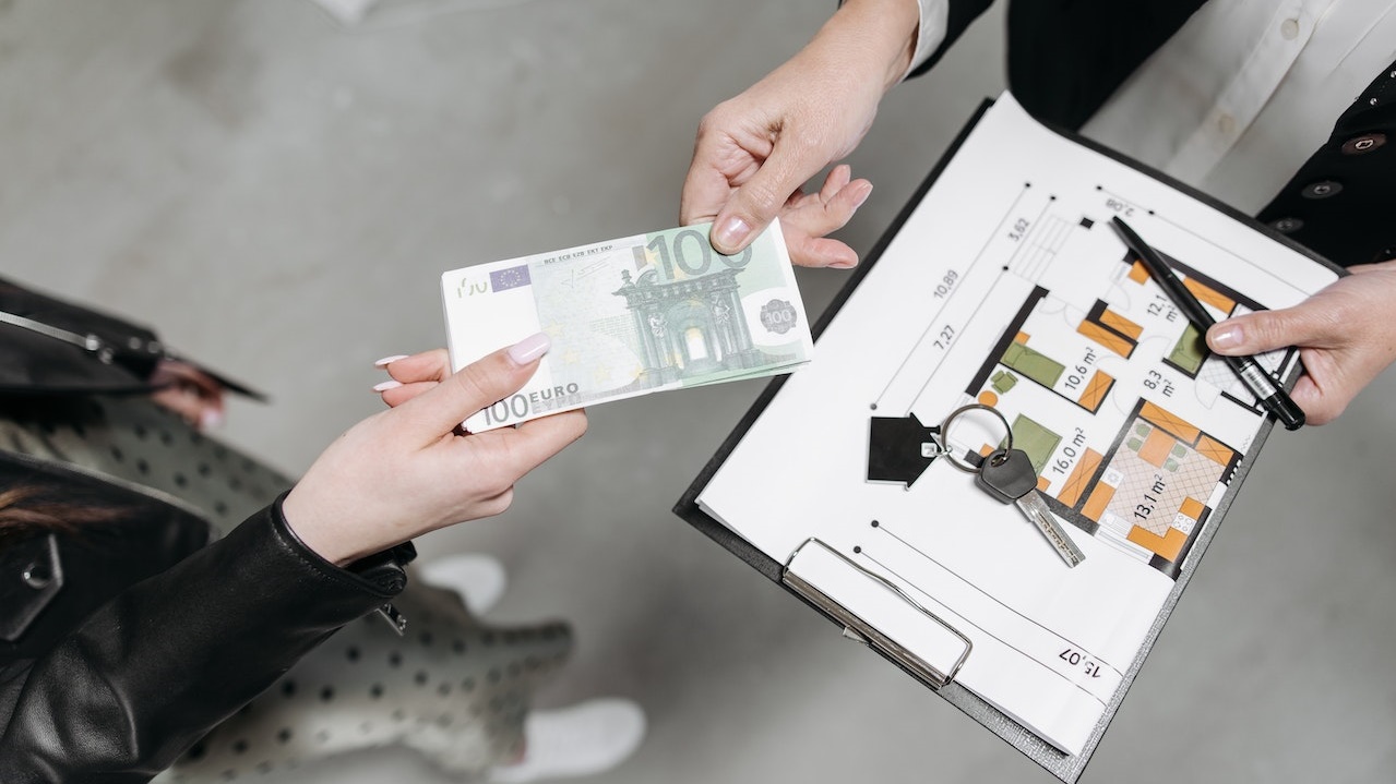 準備下斡遭勸阻 爸喊「會變韭菜再等等」網嘆：雞排都80元了